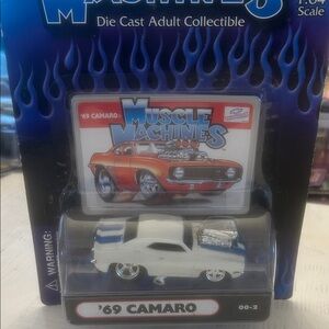Muscle machines die cast 1:64 69 Camaro
